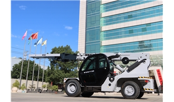 威盛石材炮車：現(xiàn)代工地裝卸難題的智能破解方案